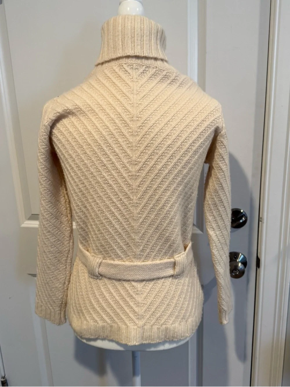 Irish Fisherman Knit Turtleneck Sweater - Cream - Picture 10 of 11